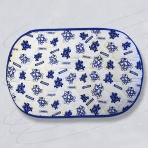 Royal/White Quebec Placemat 9870329